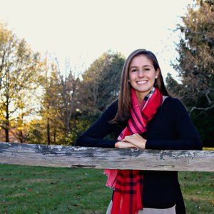 Meet your Posher, Genna